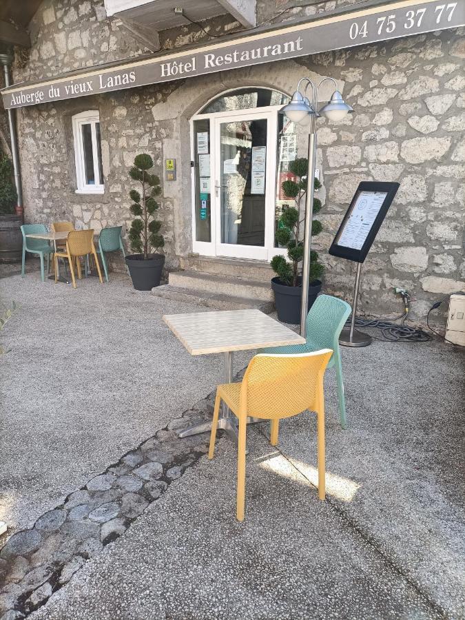 Auberge Du Vieux Lanas Logis Hotel Restaurant المظهر الخارجي الصورة