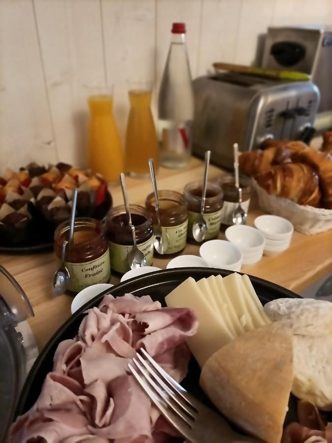 Auberge Du Vieux Lanas Logis Hotel Restaurant المظهر الخارجي الصورة