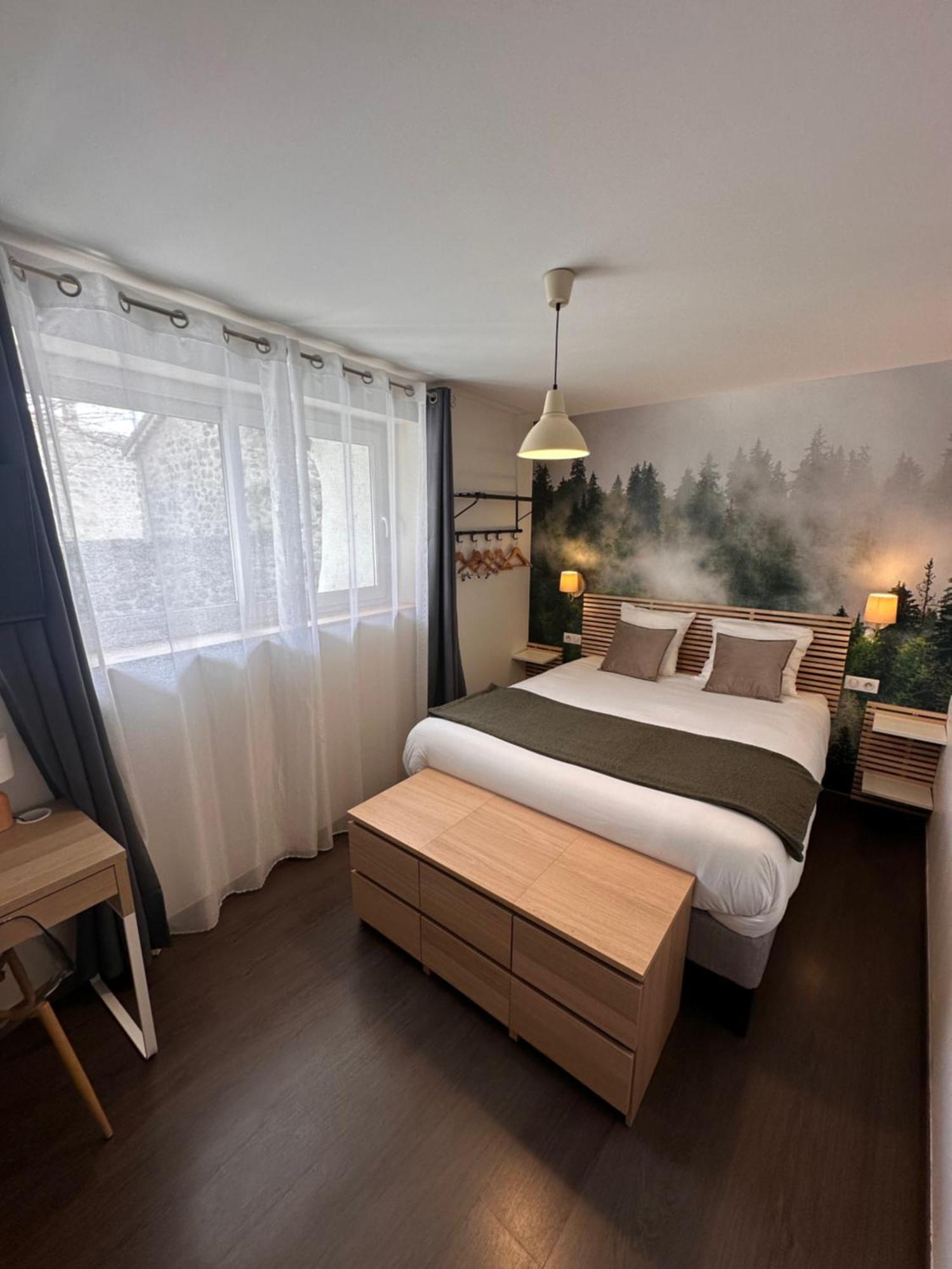 Auberge Du Vieux Lanas Logis Hotel Restaurant المظهر الخارجي الصورة