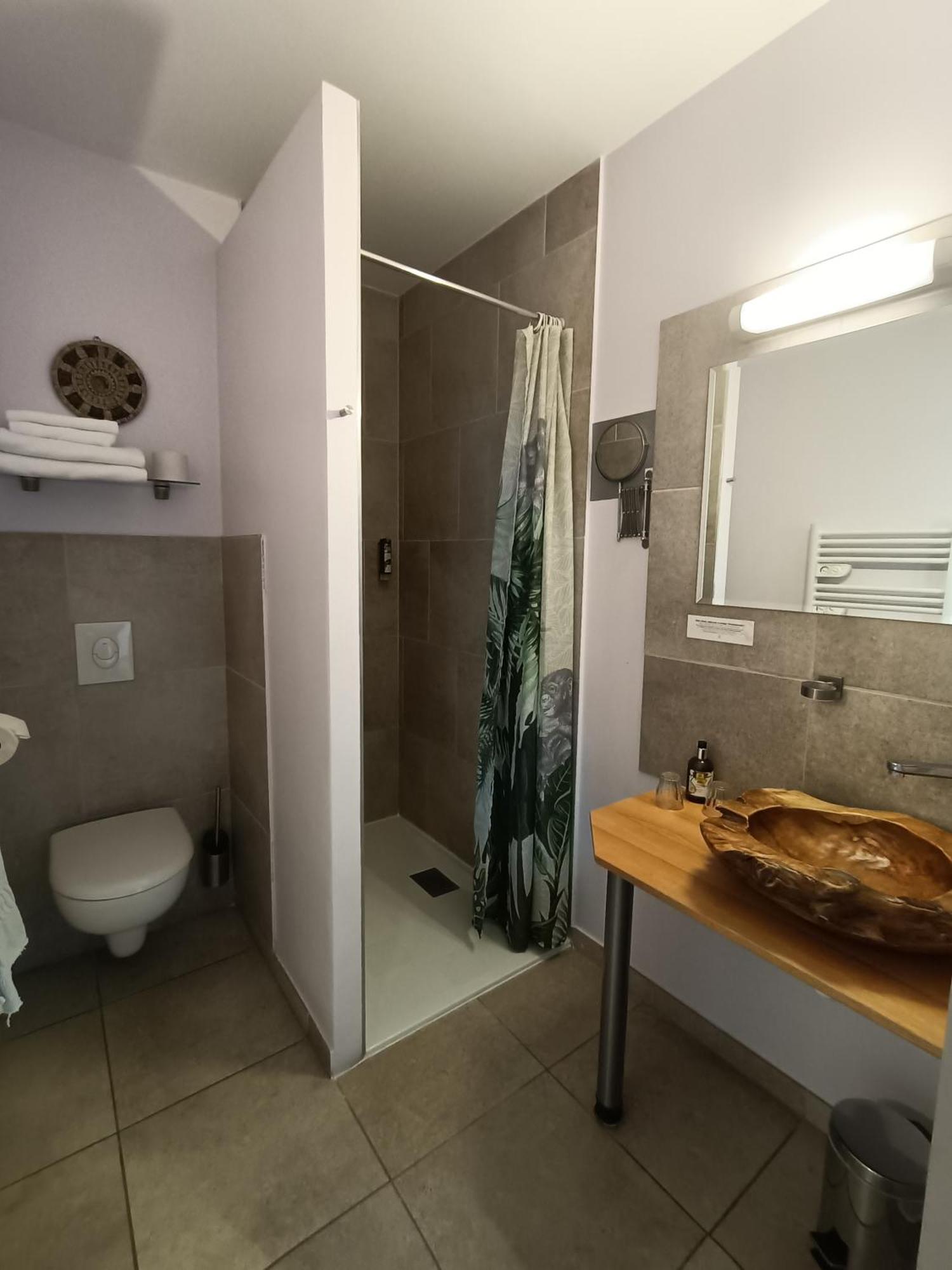 Auberge Du Vieux Lanas Logis Hotel Restaurant المظهر الخارجي الصورة